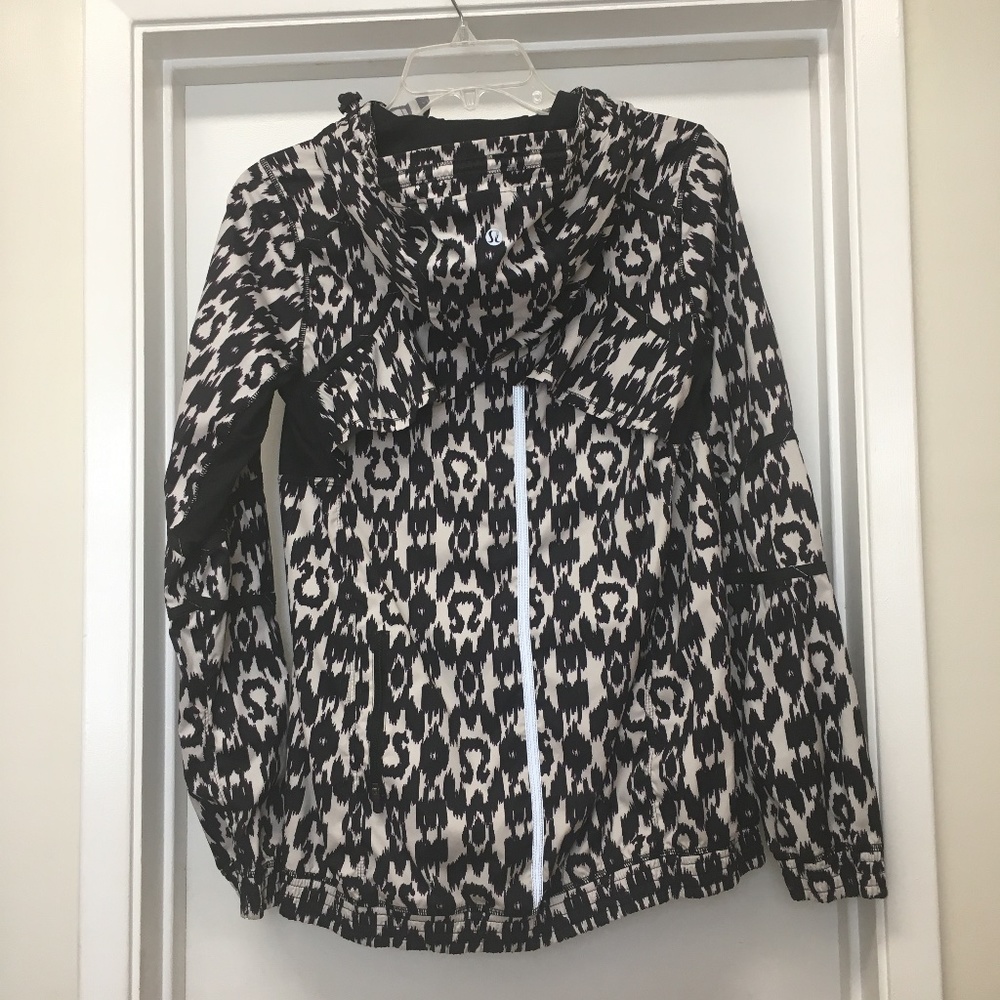 Lululemon Willpower 1/2 Zip Pullover Jacket Sprinkler Ikat EUC - Picture 8 of 12